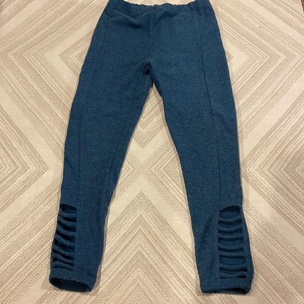 Chaser Girls Blue Knit Cut Out Leggings